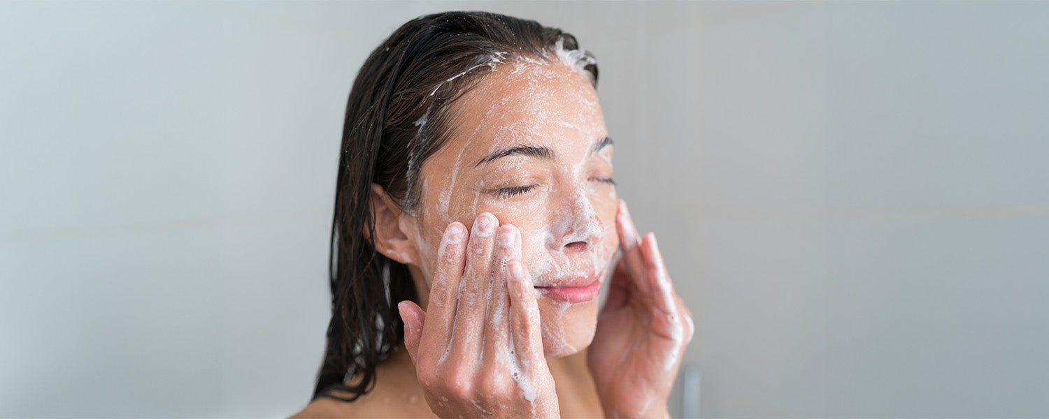Soap Vs Face Wash – Which One Does Your Face Prefer?